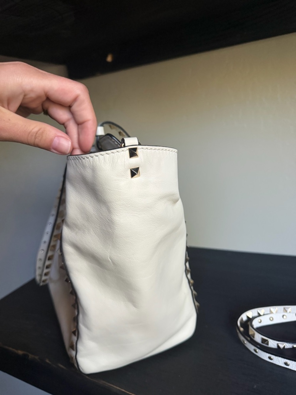 Valentino Garavani rockstud white bag - Picture 5 of 7